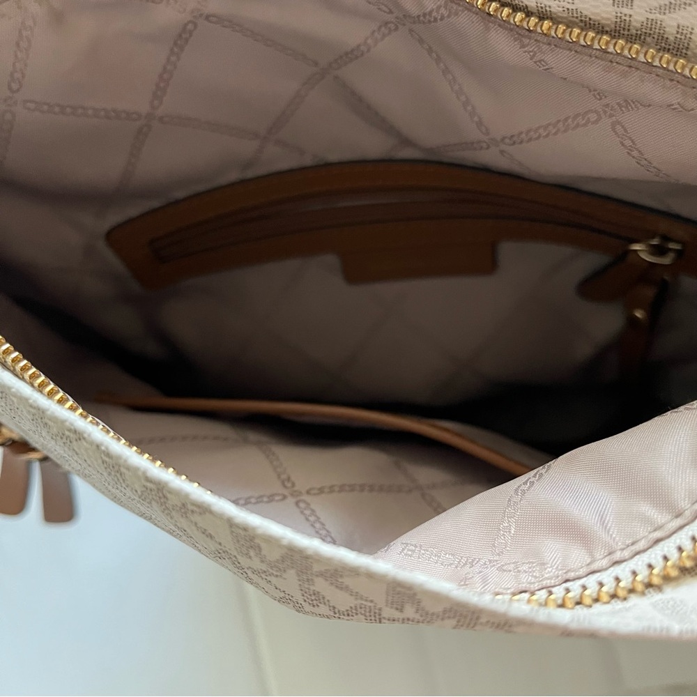 Michael Kors Reese Large Logo Gold Chain Shoulder Bag Cream With Tan Leather - Picture 12 of 16